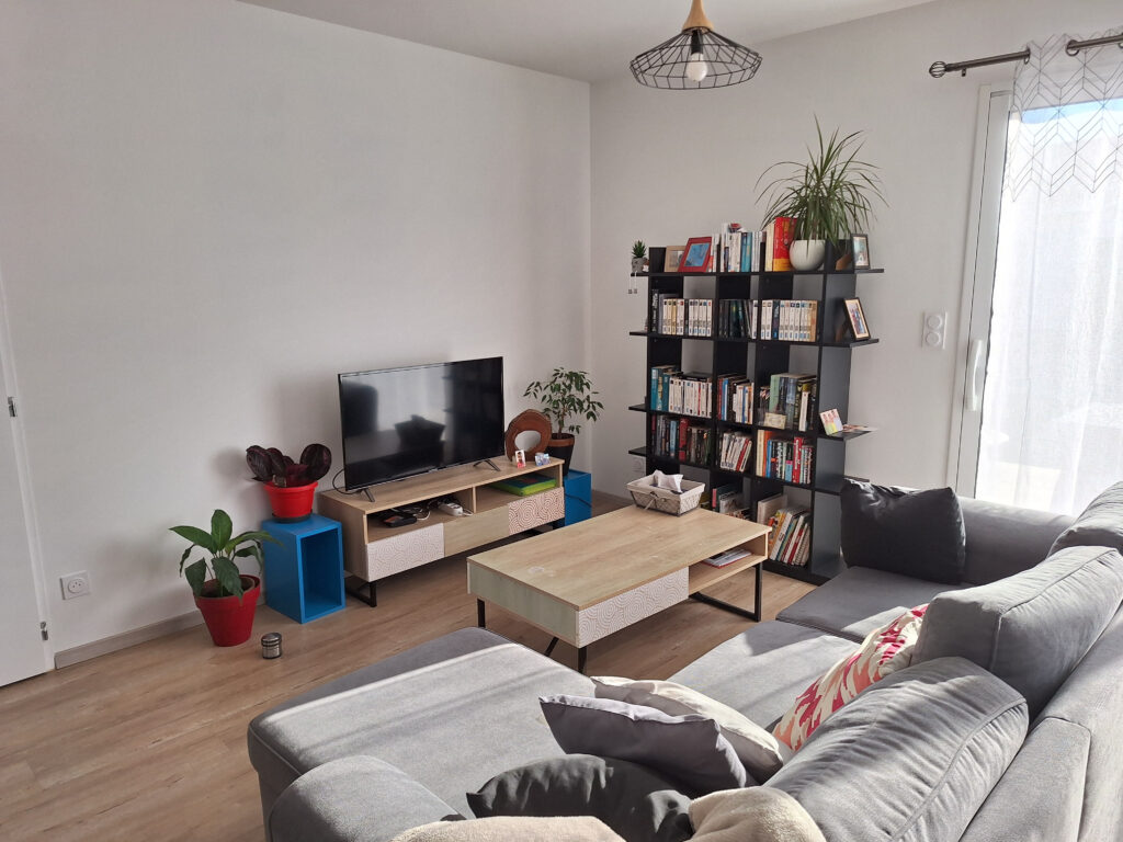 Photo du salon de ma cliente avant la transformation.