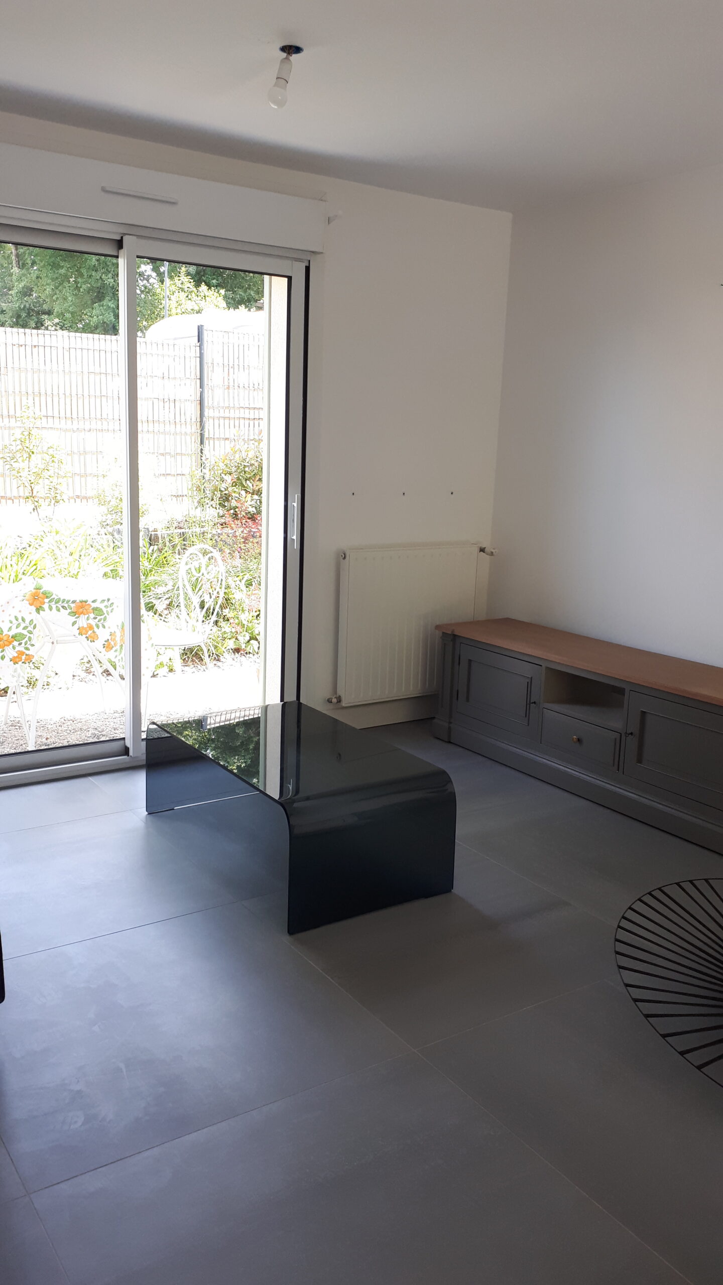 Photo-2-petit-salon-avant-la-transformation